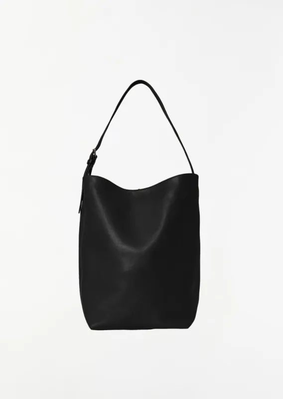 Medium N/S Park Tote Belt — Black sold by La Garconne