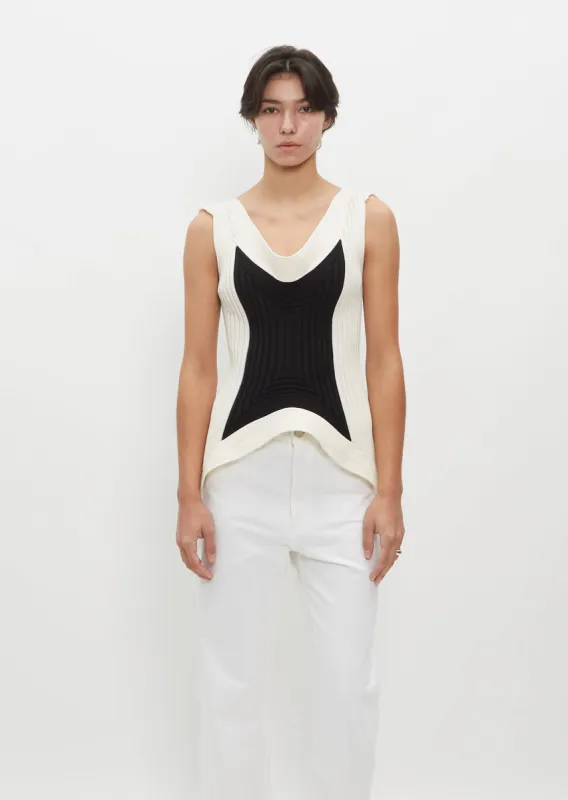 Square Scheme-1 Top sold by La Garconne