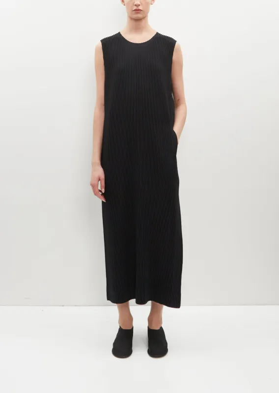 Pleats Tunic Dress sold by La Garconne