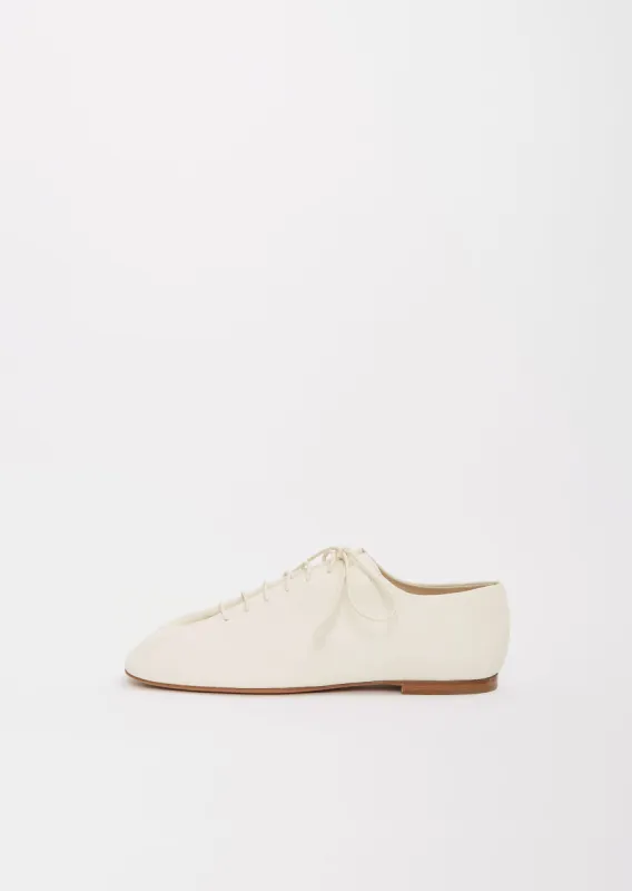 Souris Flat Classic Derbies sold by La Garconne