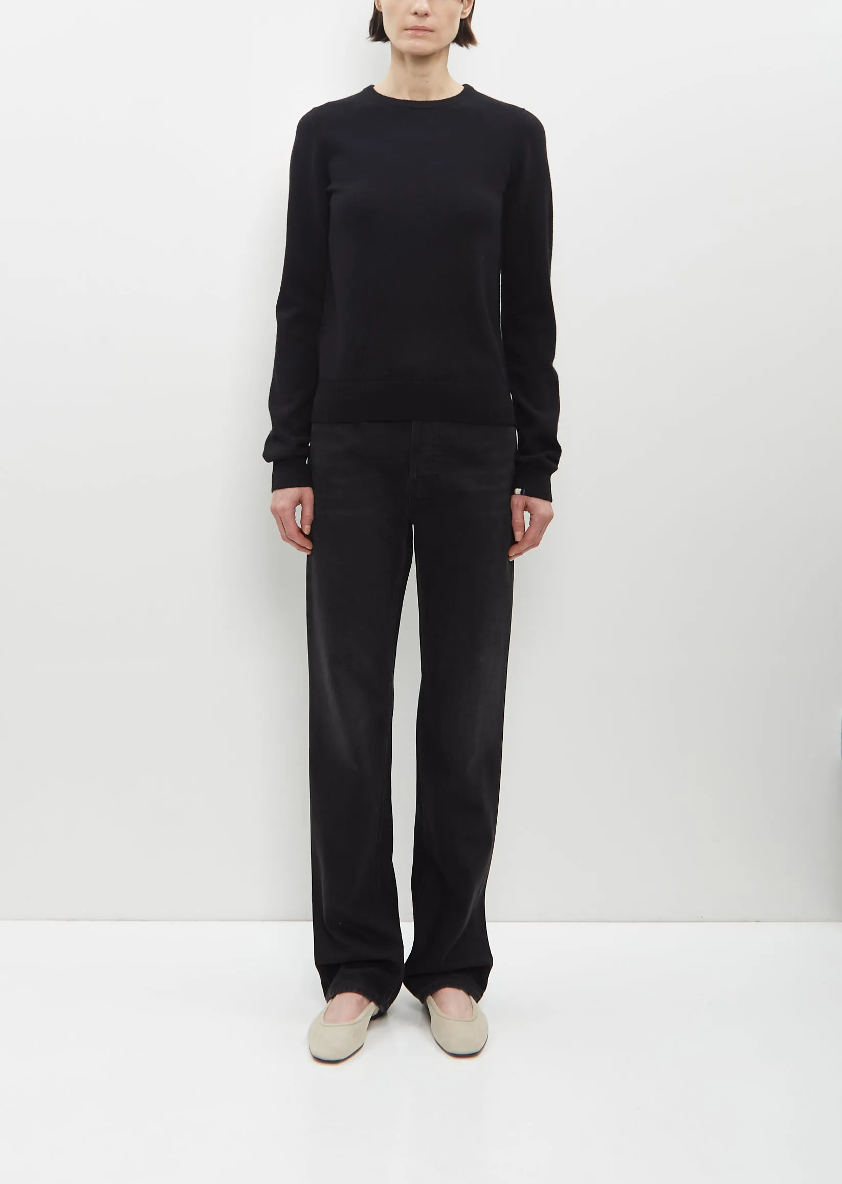 n° 41 Body Sweater — Raven sold by La Garconne product image thumbnail 4