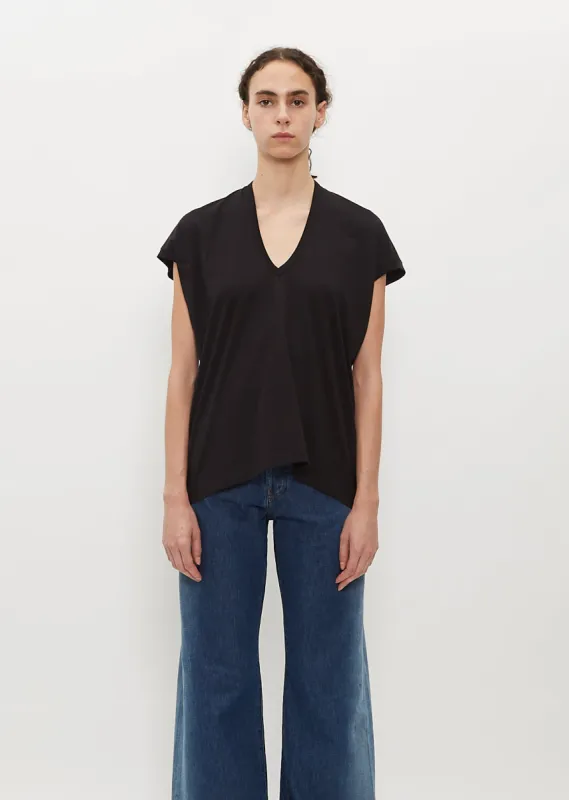 Hena T-Shirt — Black sold by La Garconne