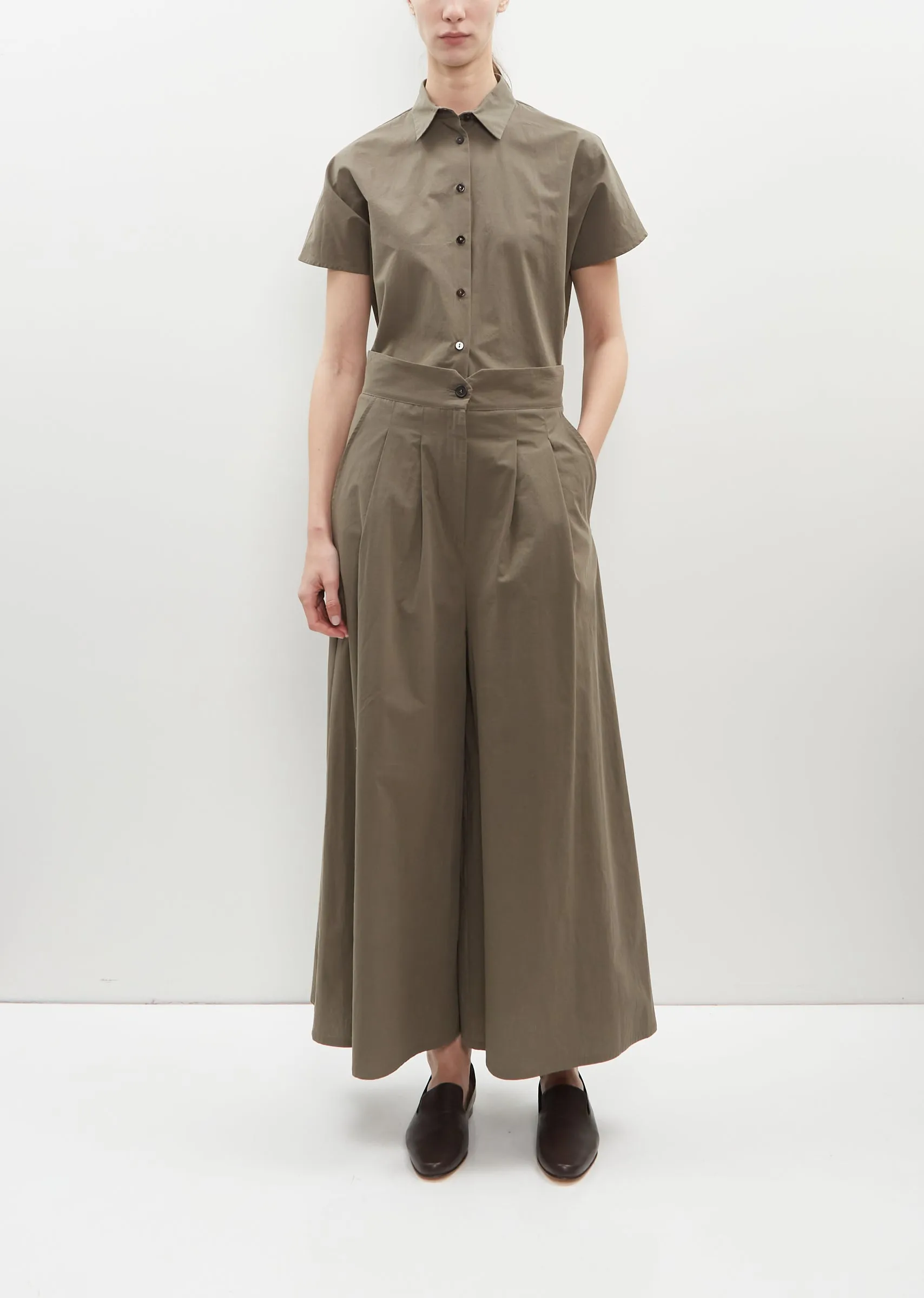 Bio Cotton High Waist Pants sold by La Garconne