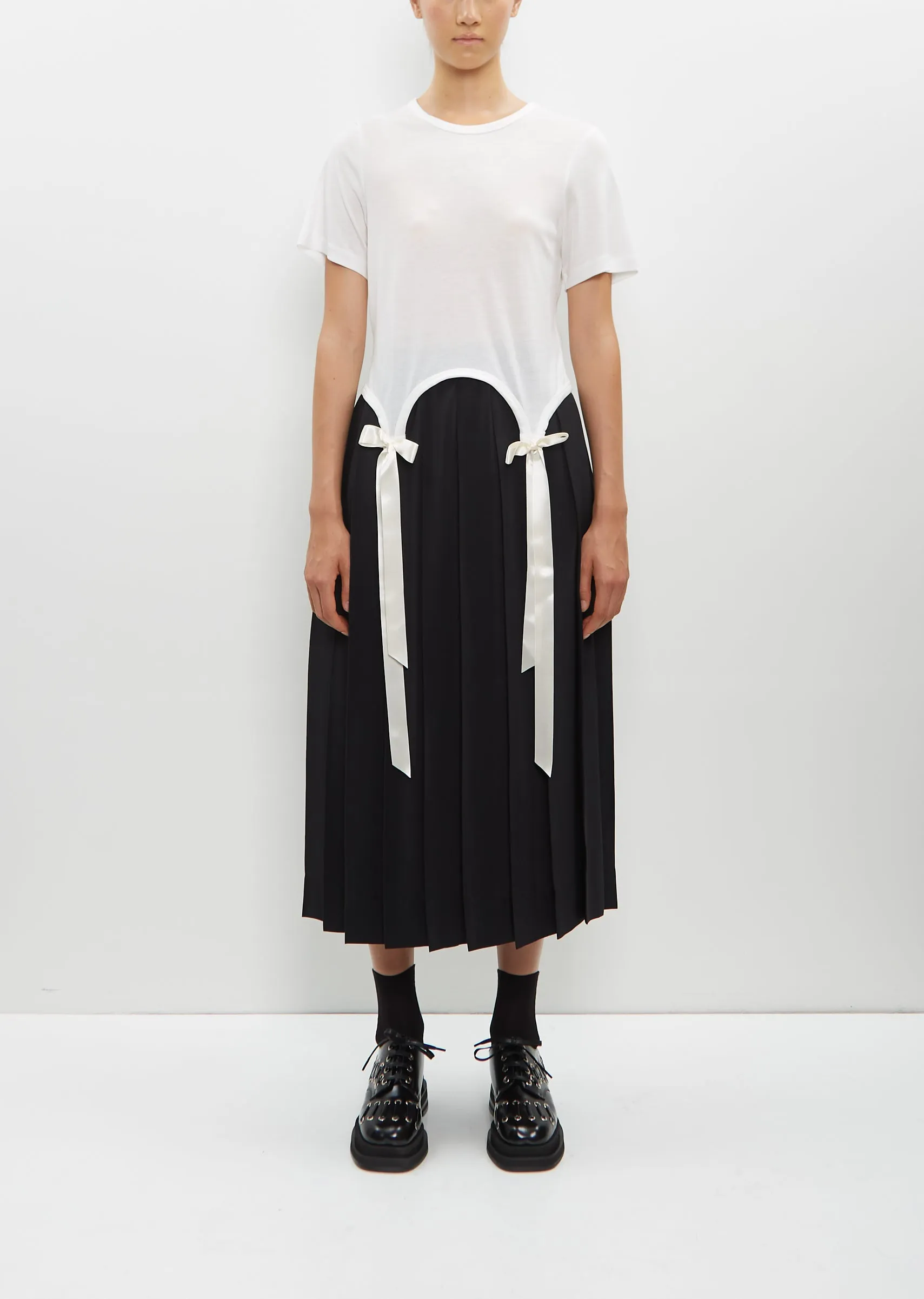 Bow Tails Easy T-Shirt sold by La Garconne product image thumbnail 4