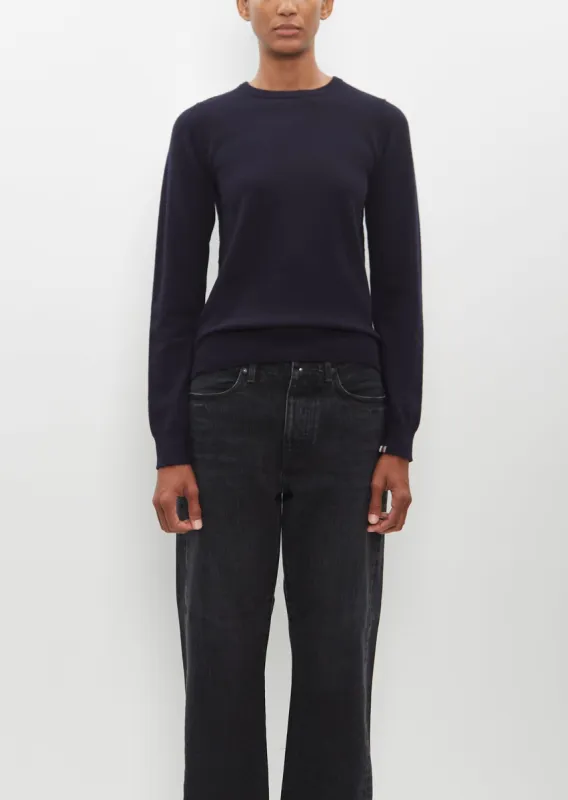 n° 41 Body Sweater — Navy sold by La Garconne