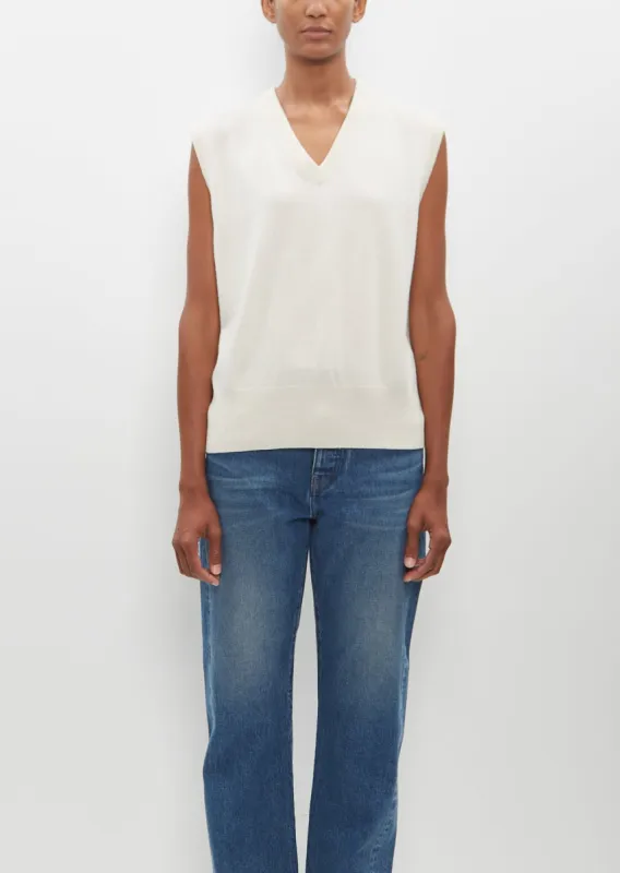 n° 243 Spencer Top — Cream sold by La Garconne