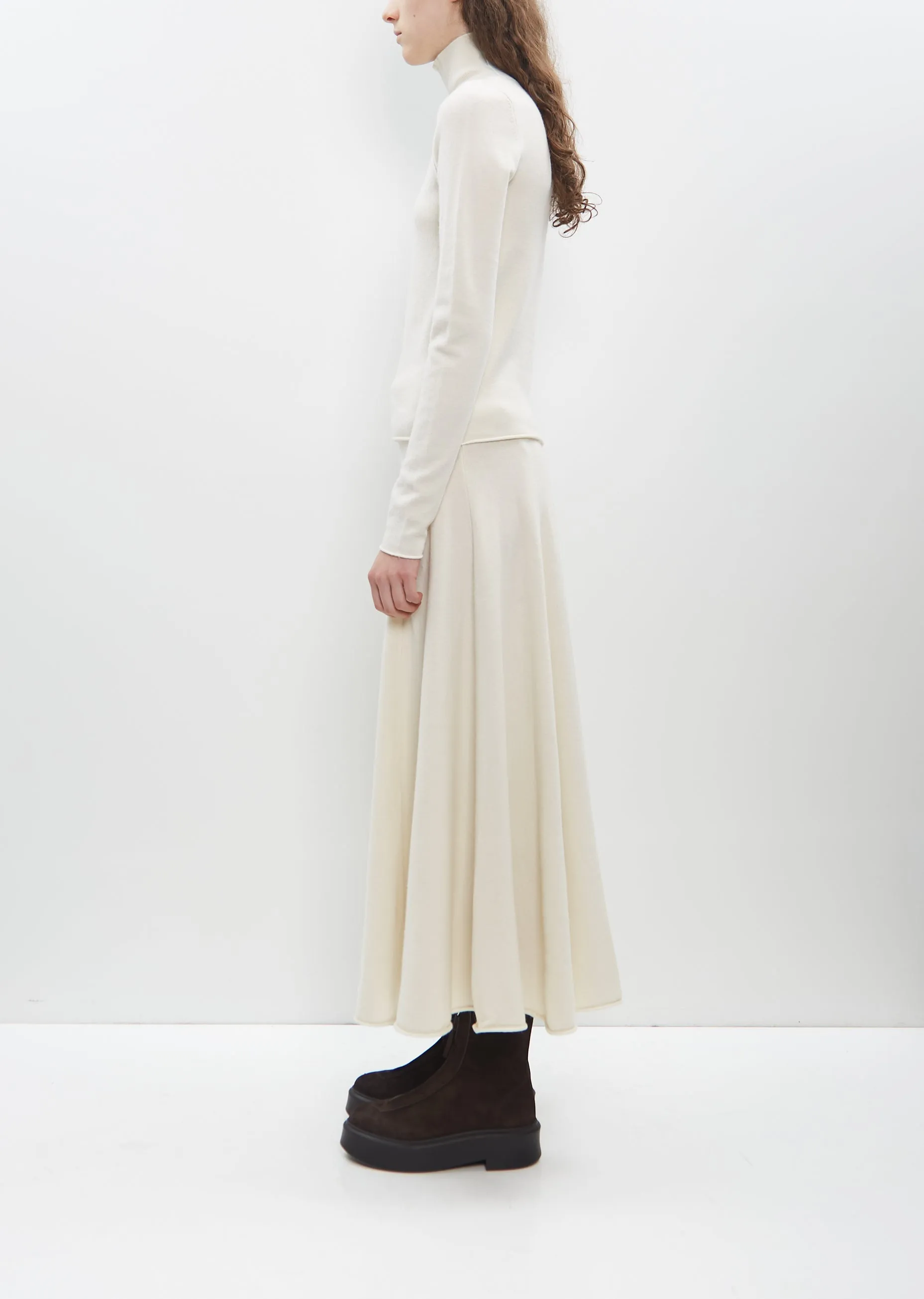 n° 313 Twirl Skirt sold by La Garconne product image thumbnail 2