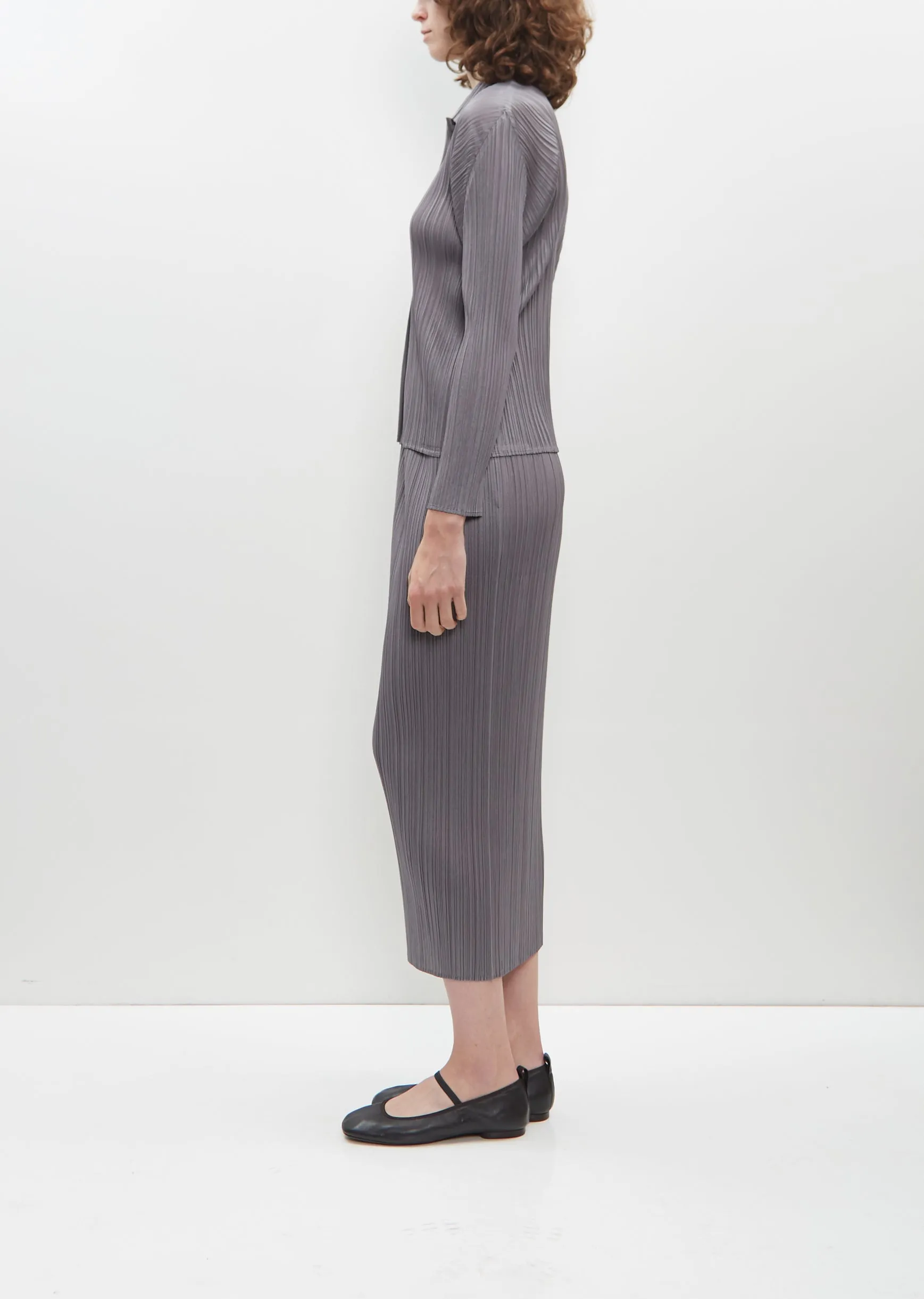 Basics Skirt sold by La Garconne product image thumbnail 2