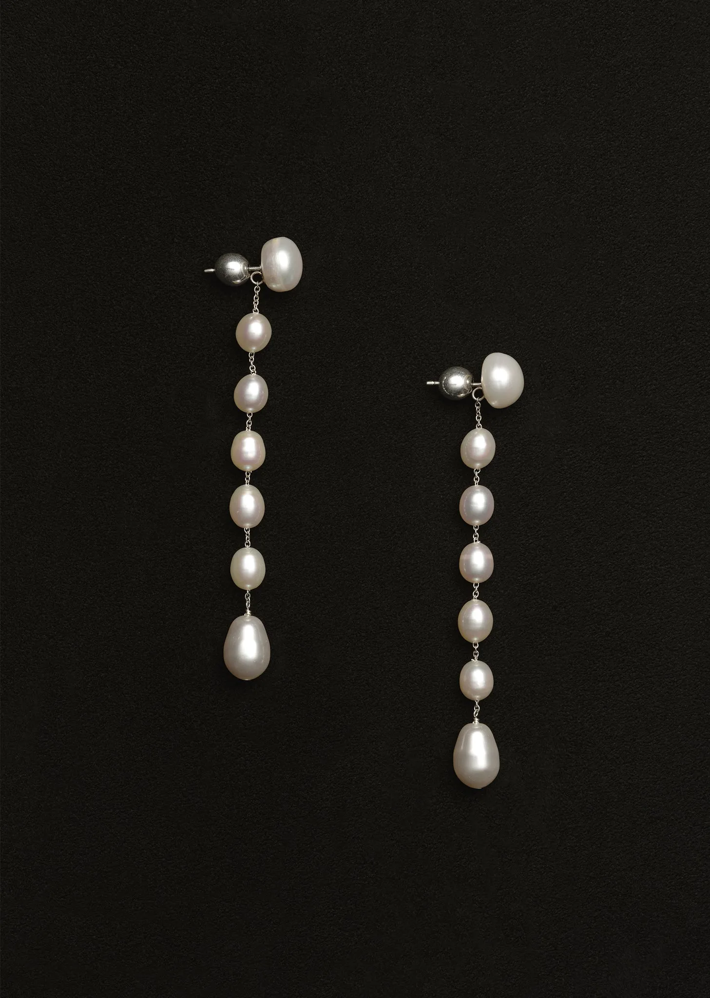 Medium Passante Earrings sold by La Garconne product image thumbnail 3