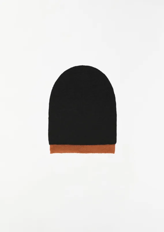 Interplay Beanie — Black-Hued made by Issey Miyake