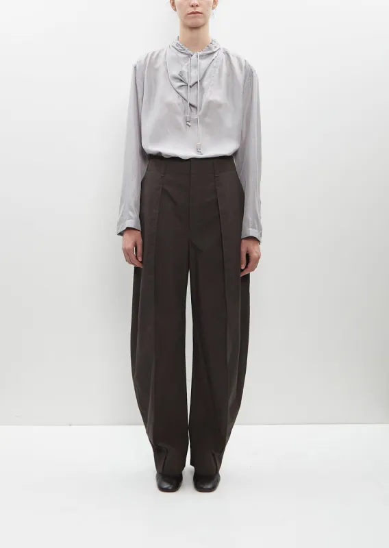 Curved Volume Pants sold by La Garconne
