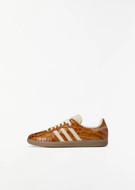 WB Samba Croc Embossed sold by La Garconne