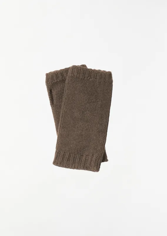 Chunky Wristwarmer — Lentil sold by La Garconne