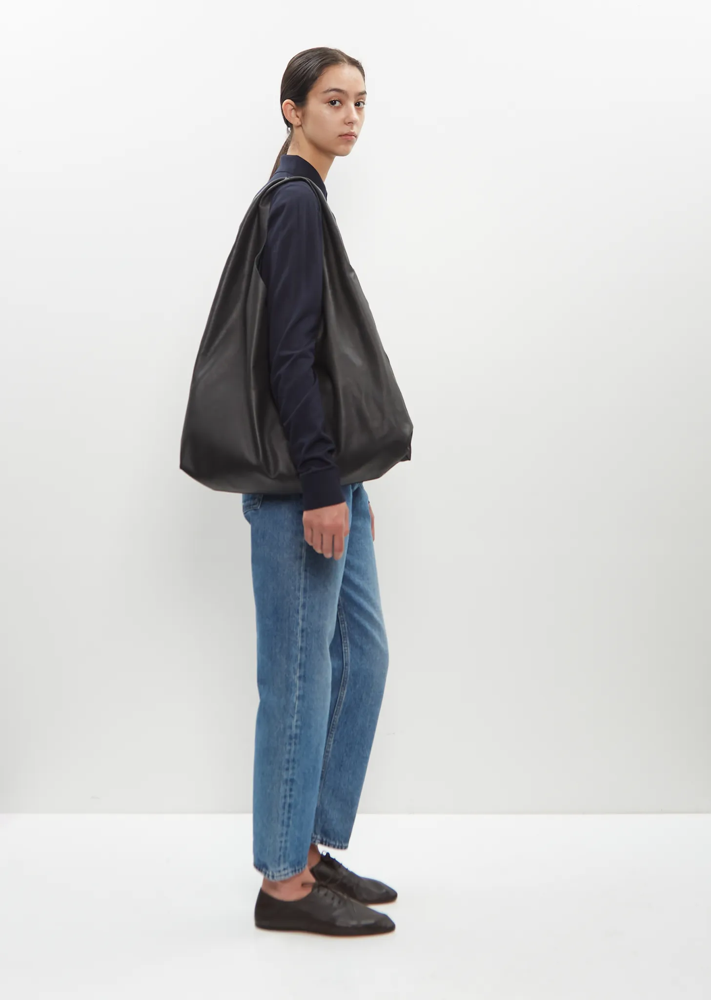 New Bindle — Black sold by La Garconne product image thumbnail 4