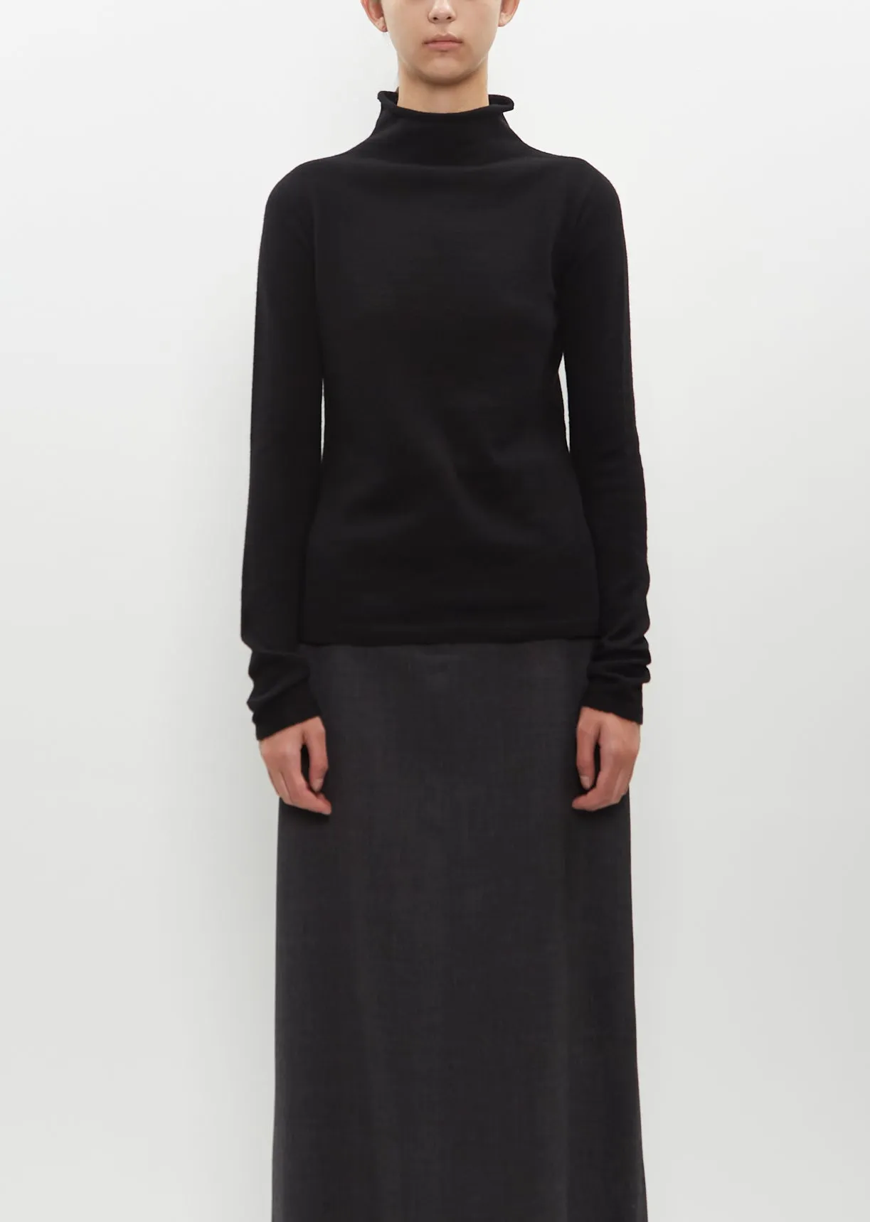 Cashmere Ilmo Top — Black sold by La Garconne product image thumbnail 2
