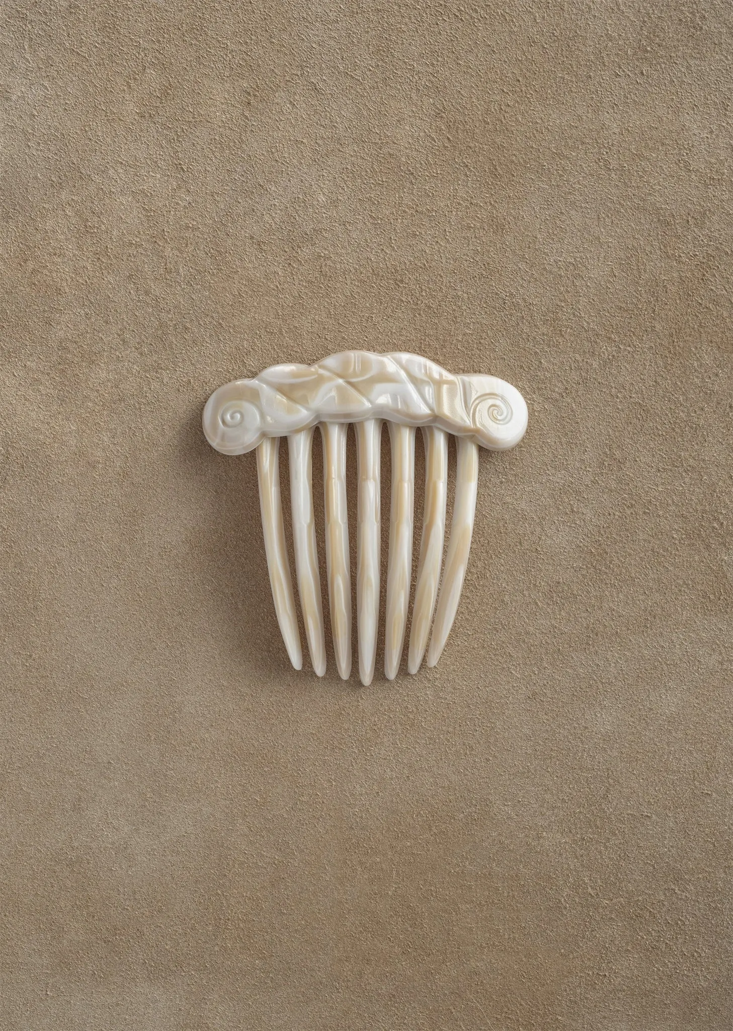 Rivoli Comb — Mother of Pearl sold by La Garconne product image thumbnail 2