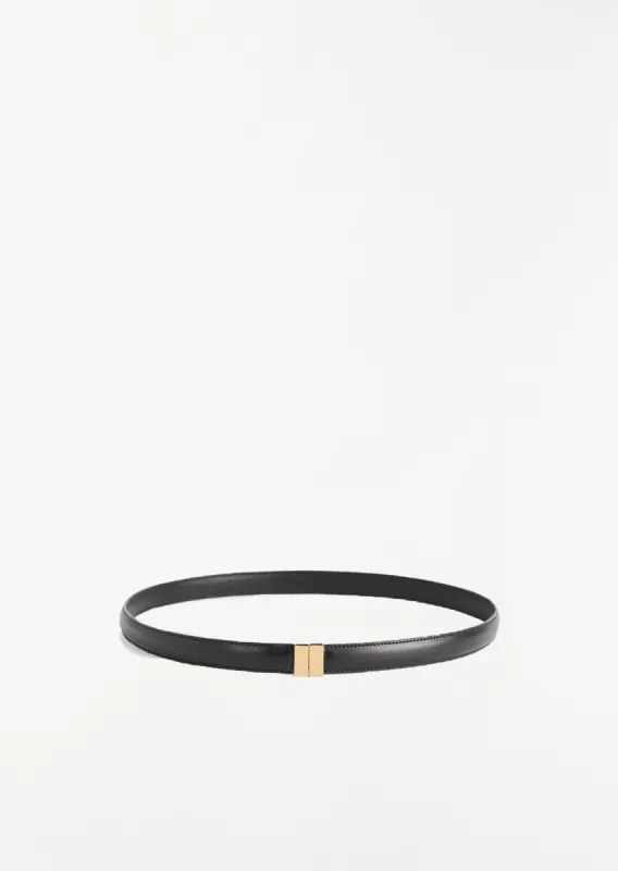 Slide Clasp Leather Belt made by Toteme