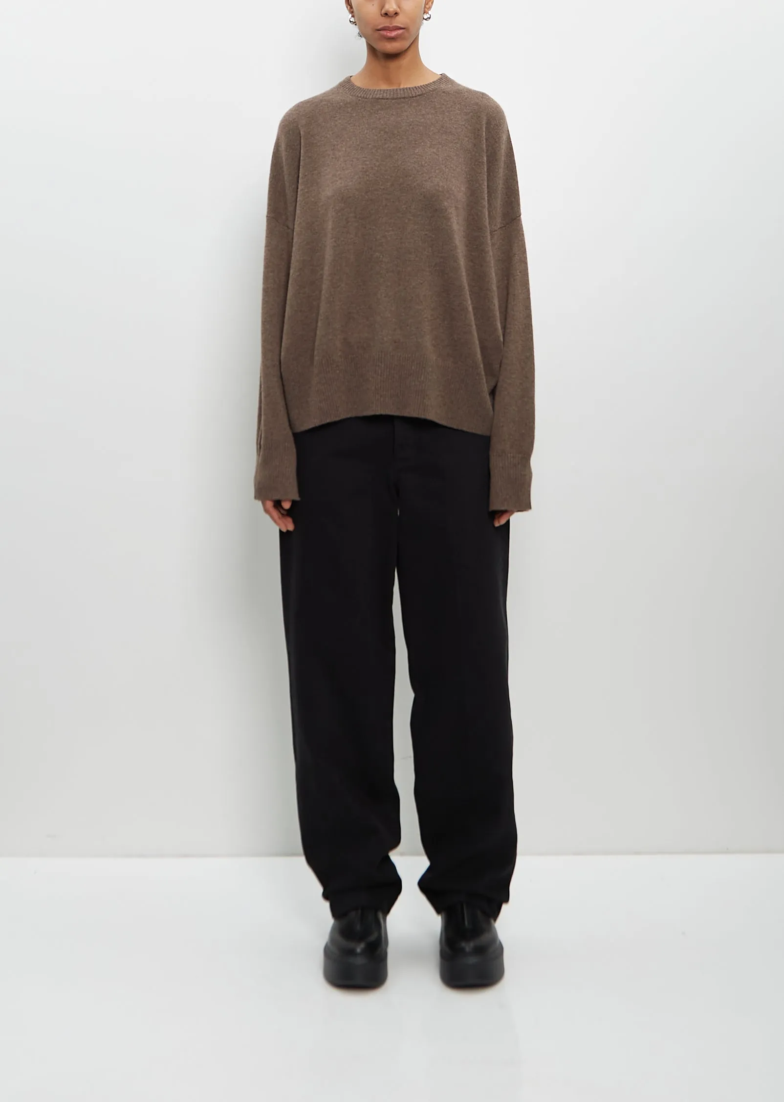 Cashmere Anaa Sweater — Wood sold by La Garconne product image thumbnail 4