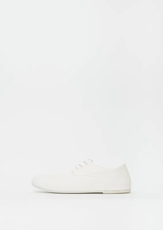 Steccoblocco Derby - Optical White sold by La Garconne