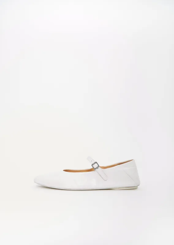 Strascico Bebe sold by La Garconne