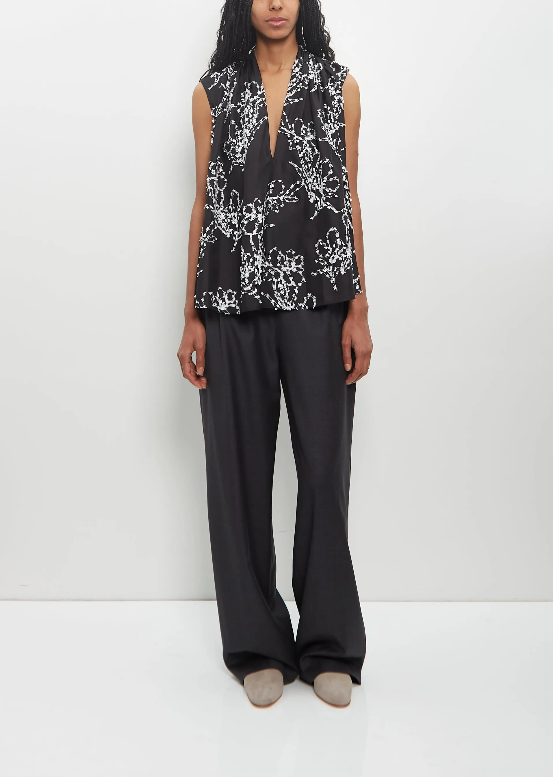 Silk Asel V-Neck Sleeveless Top sold by La Garconne product image thumbnail 4