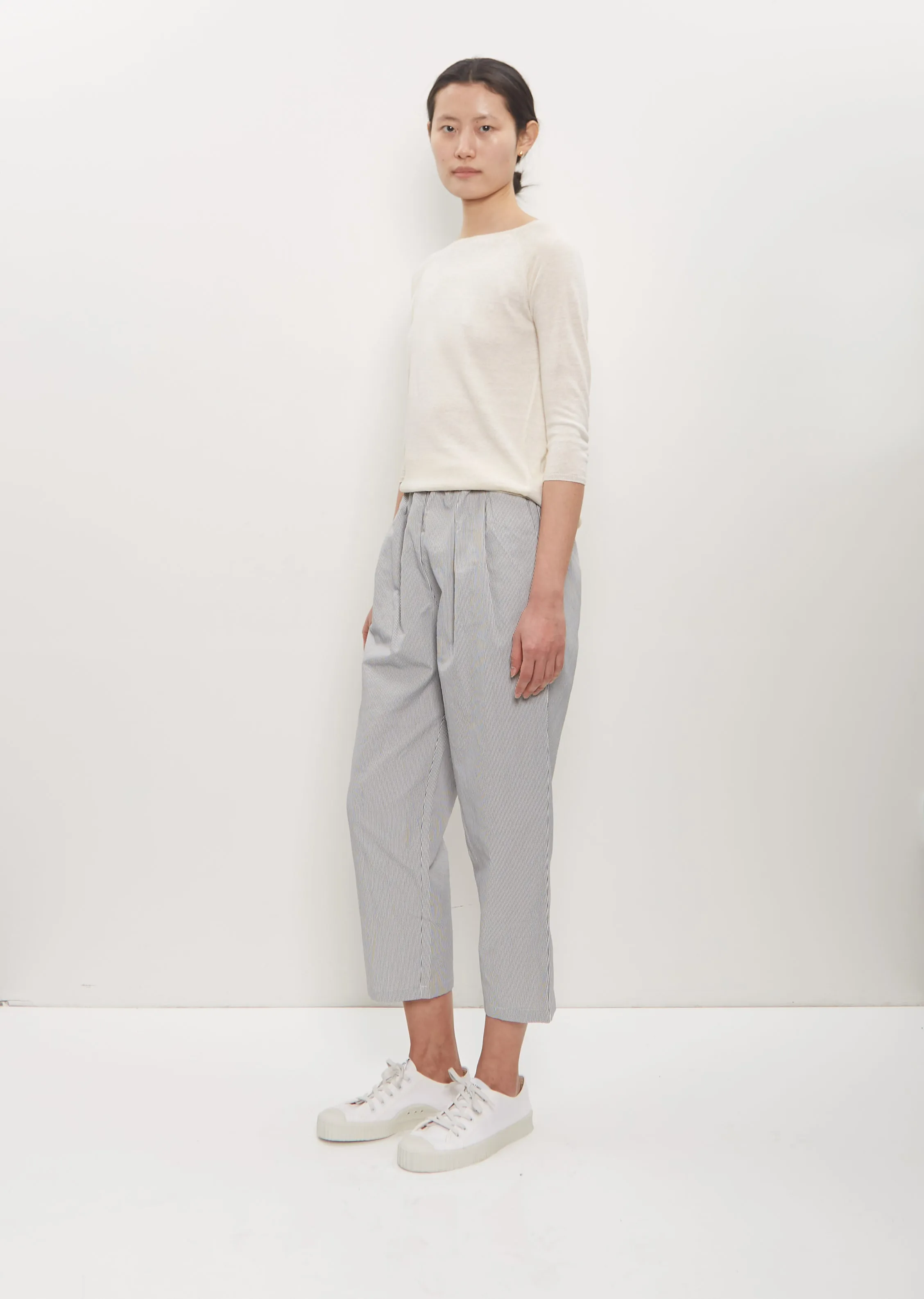 Linen Poly Cropped Pleated Pant — Cement sold by La Garconne product image thumbnail 4