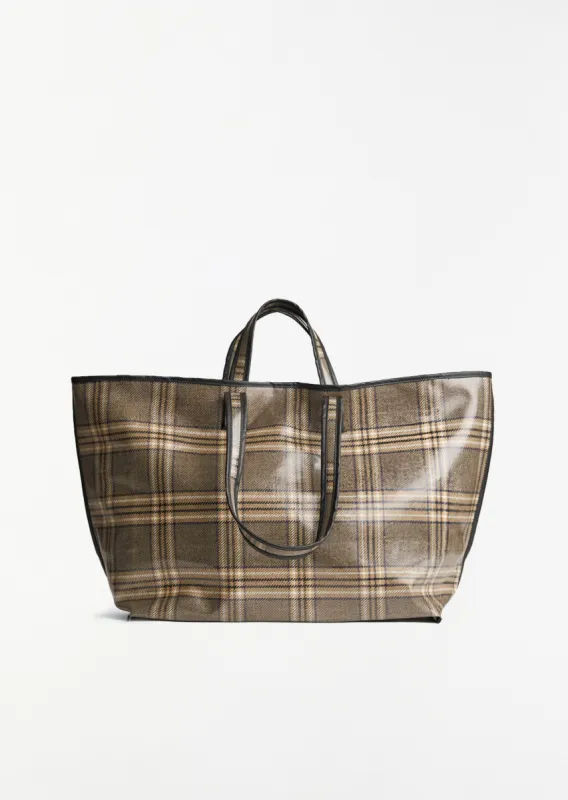 Tote Lacquer Wool sold by La Garconne