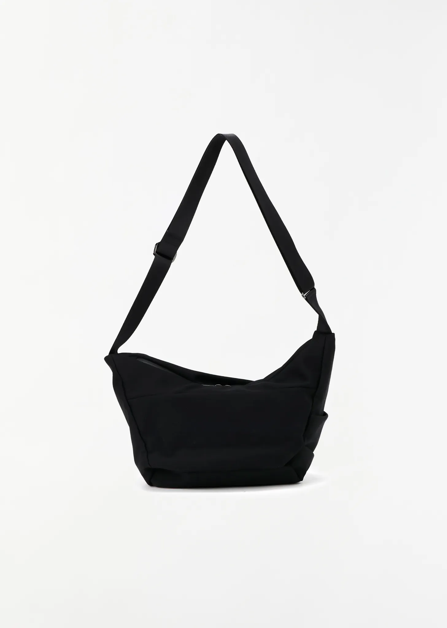 Drape Sacoche sold by La Garconne