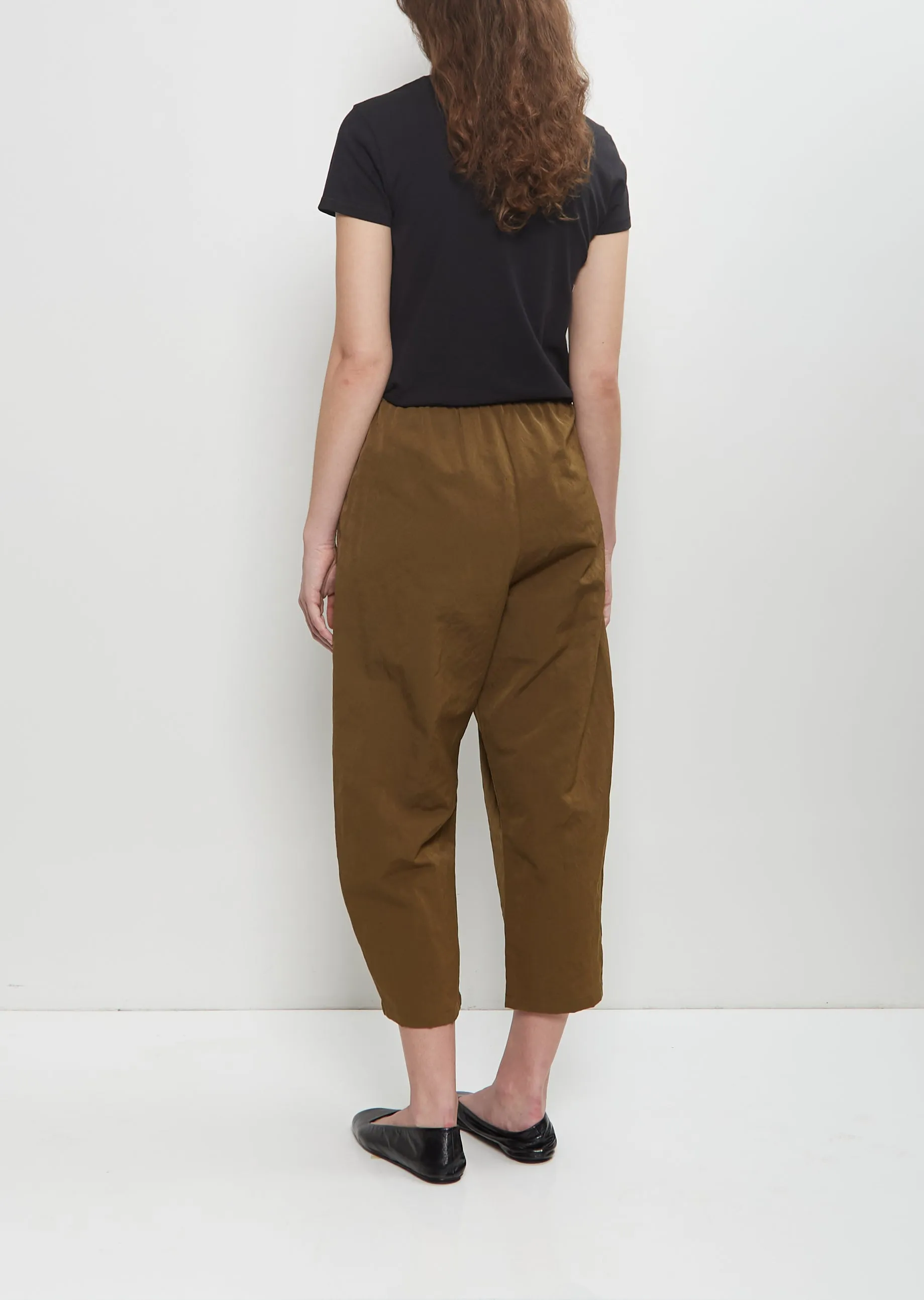 Technical Linen Curved Pull On Pant — Military Green sold by La Garconne product image thumbnail 3