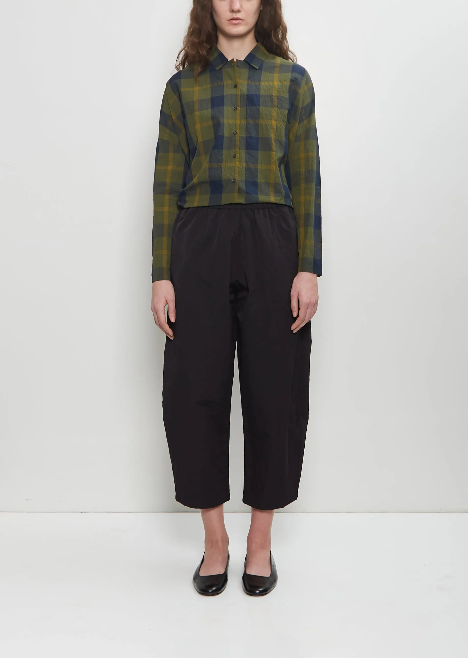 Technical Linen Curved Pull On Pant — Black sold by La Garconne