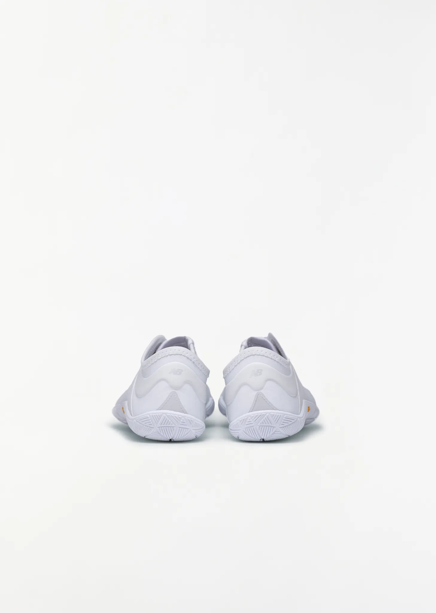 x New Balance Minimus UX200L — White sold by La Garconne product image thumbnail 3