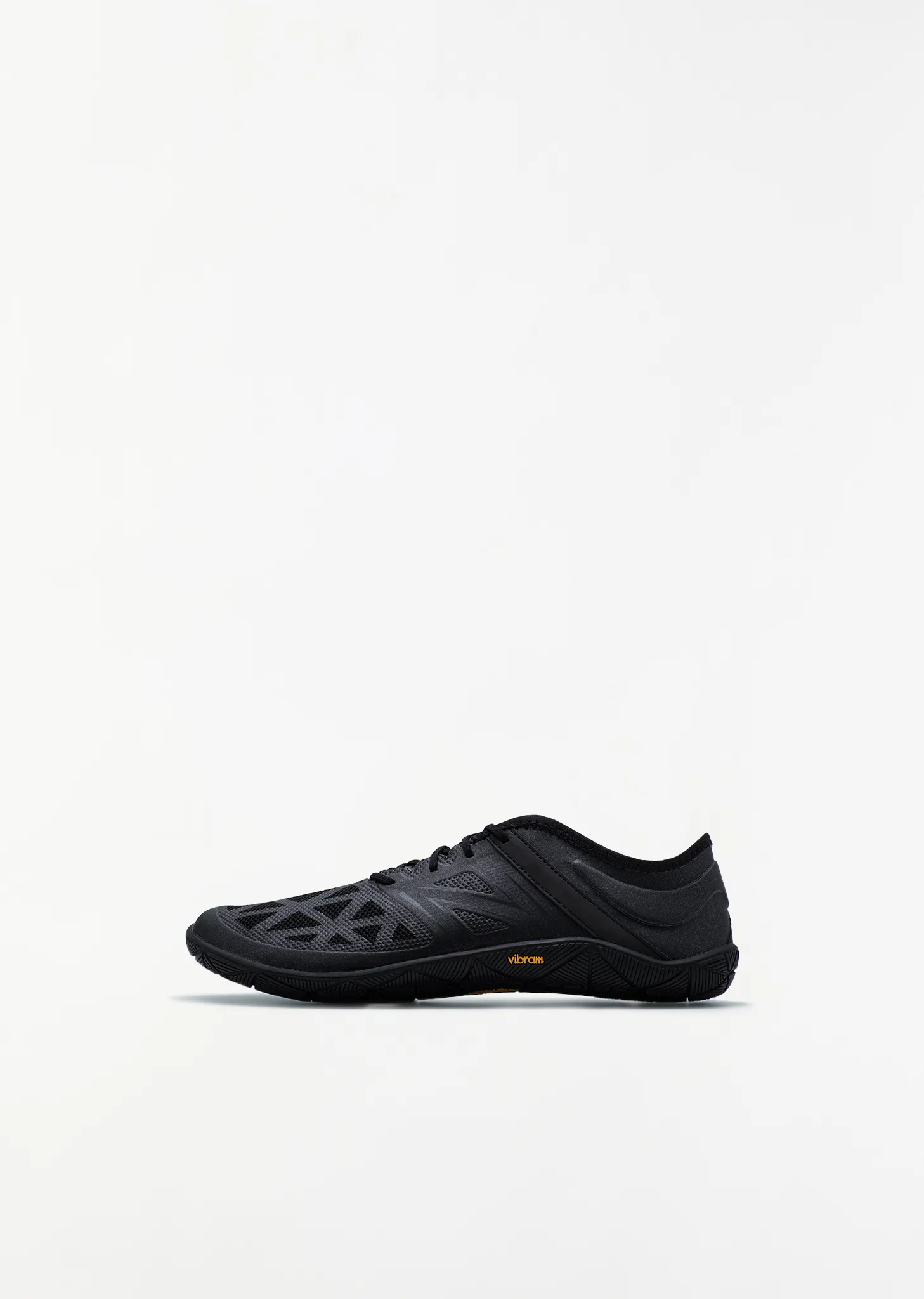 x New Balance Minimus UX200L — Black sold by La Garconne