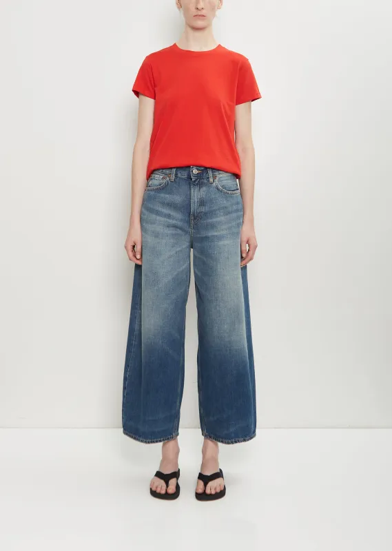 Cropped Roomy Jean sold by La Garconne