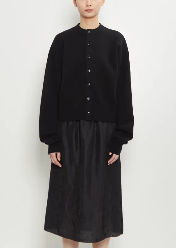 n°170 Chou Stretch Cashmere Cardigan — Raven sold by La Garconne