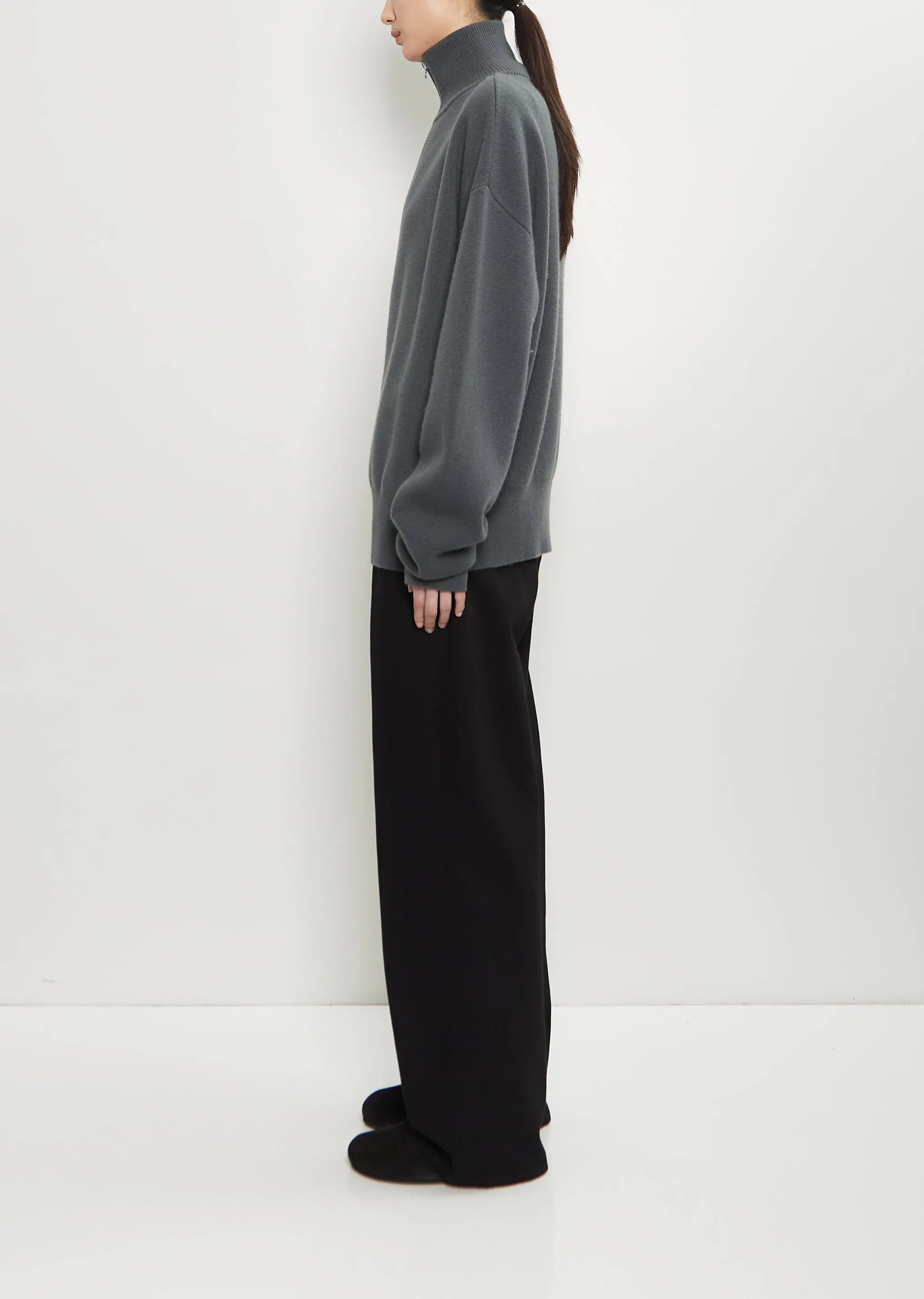 n°319 Xtra Out Cashmere Cardigan — Lake sold by La Garconne product image thumbnail 2