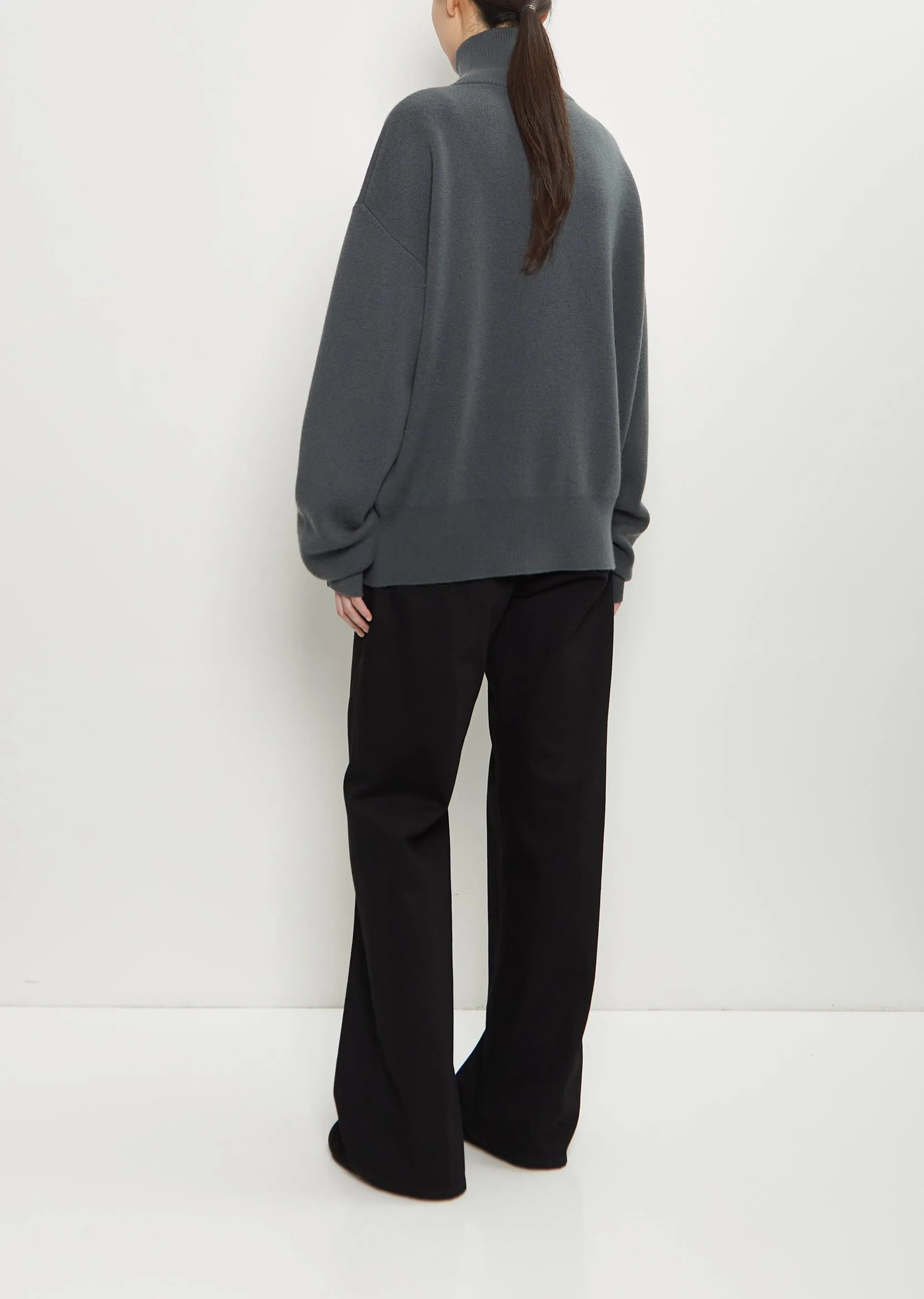 n°319 Xtra Out Cashmere Cardigan — Lake sold by La Garconne product image thumbnail 3