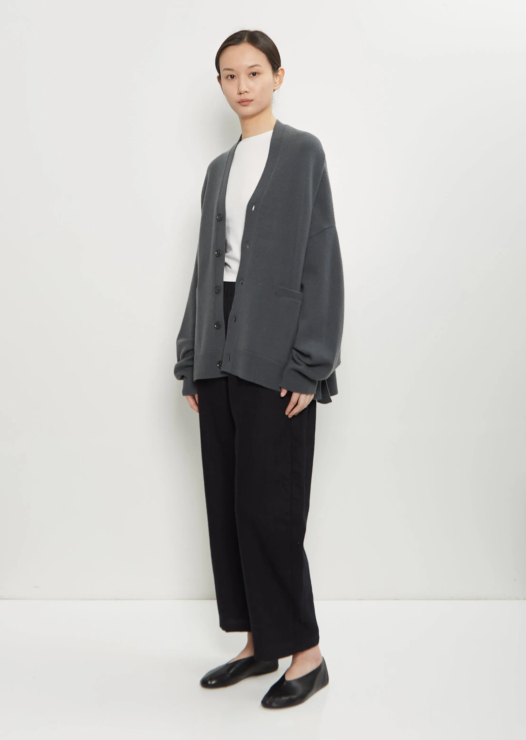 n°24 Tokio Stretch Cashmere Cardigan — Lake sold by La Garconne product image thumbnail 5