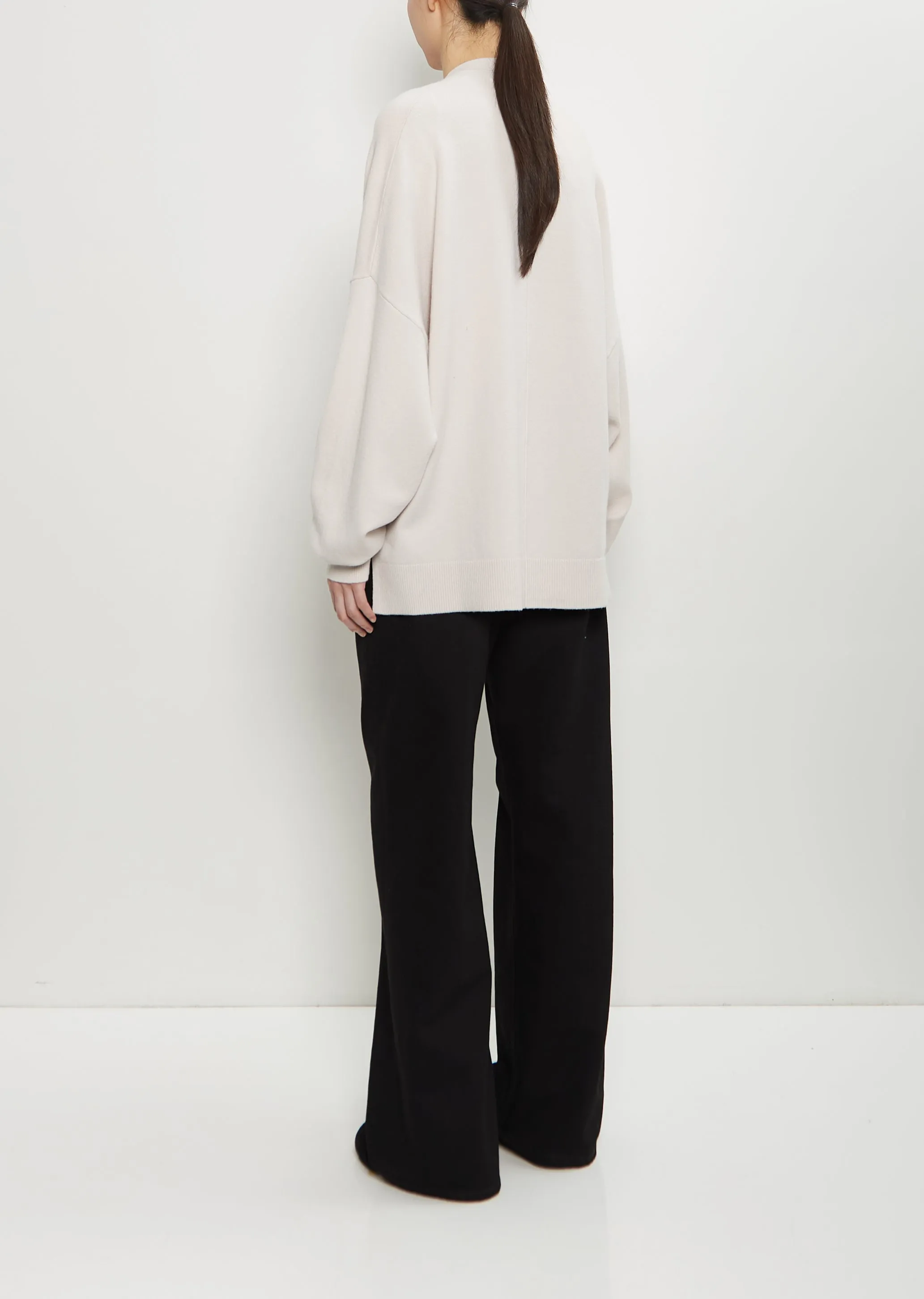 n°24 Tokio Stretch Cashmere Cardigan — Chalk sold by La Garconne product image thumbnail 3