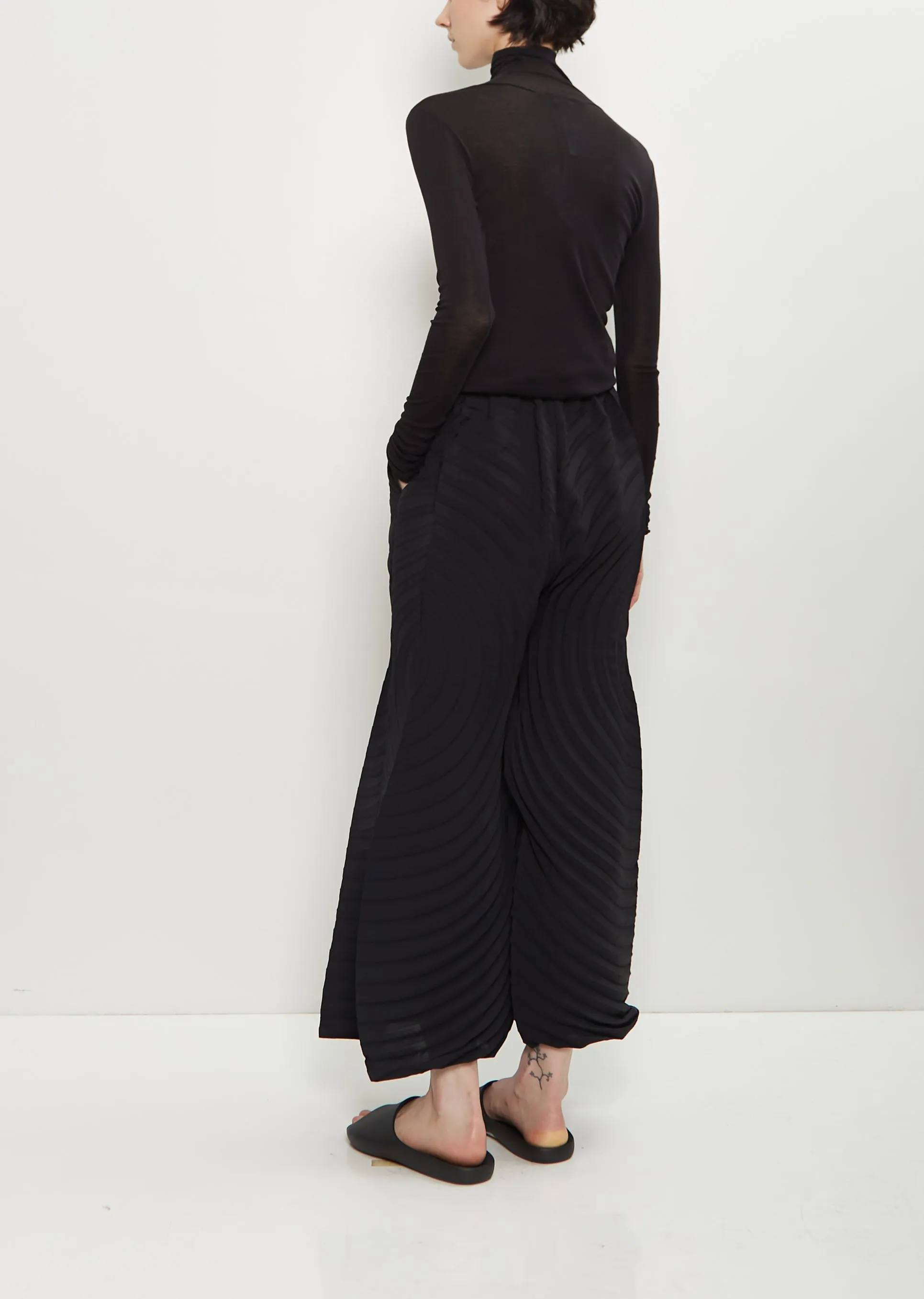 Paper Bag Pleats Wide Pants sold by La Garconne product image thumbnail 3