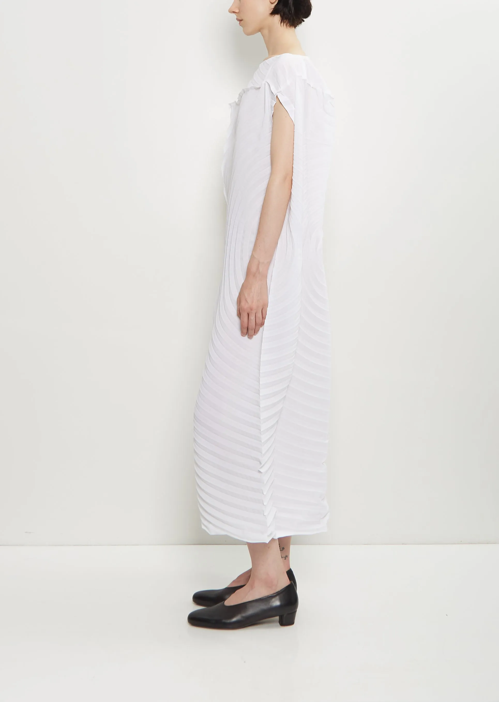 Paper Bag Pleats Dress sold by La Garconne product image thumbnail 2