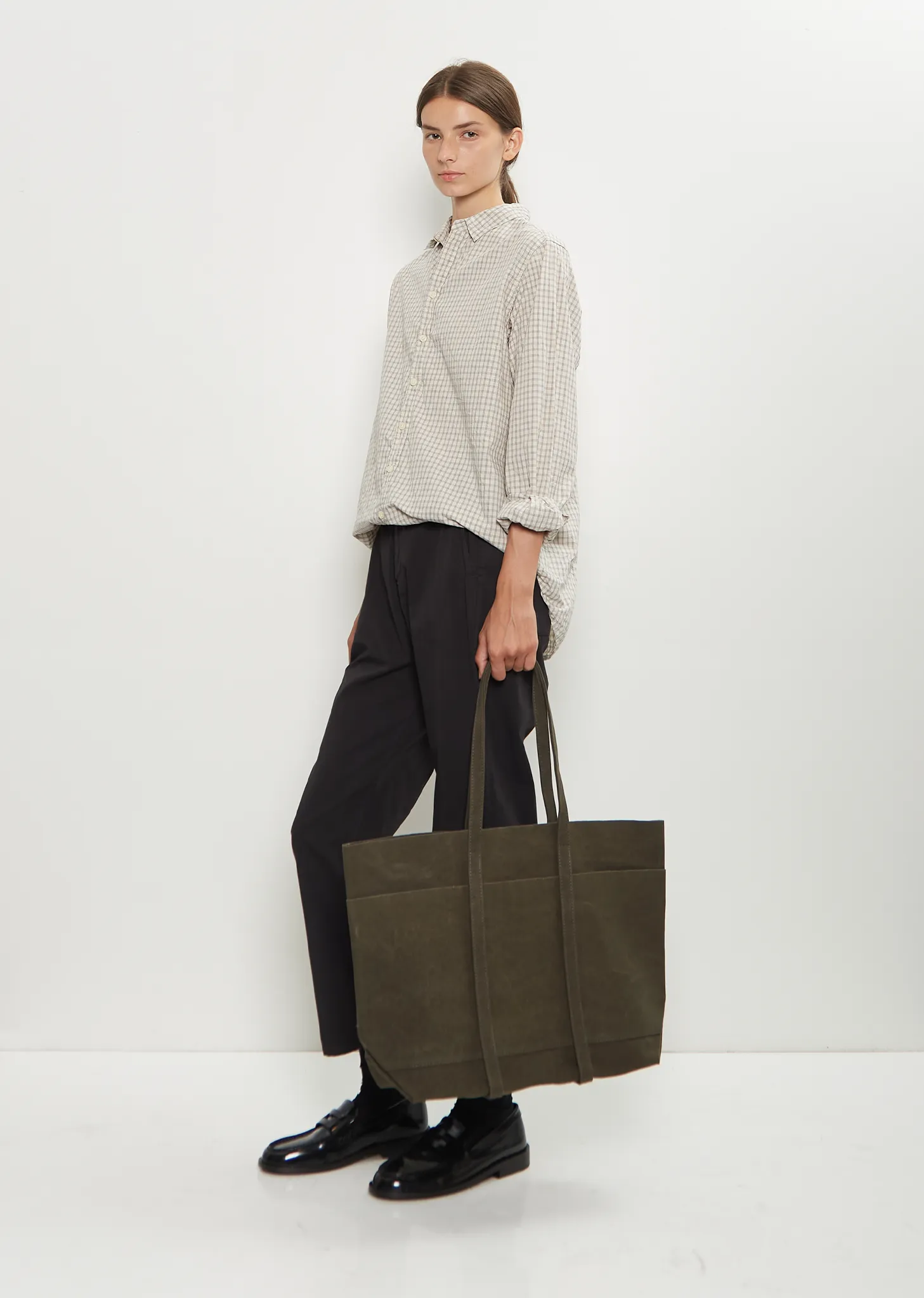 Washed Cotton 6 Pockets Tote, Medium — Olive sold by La Garconne