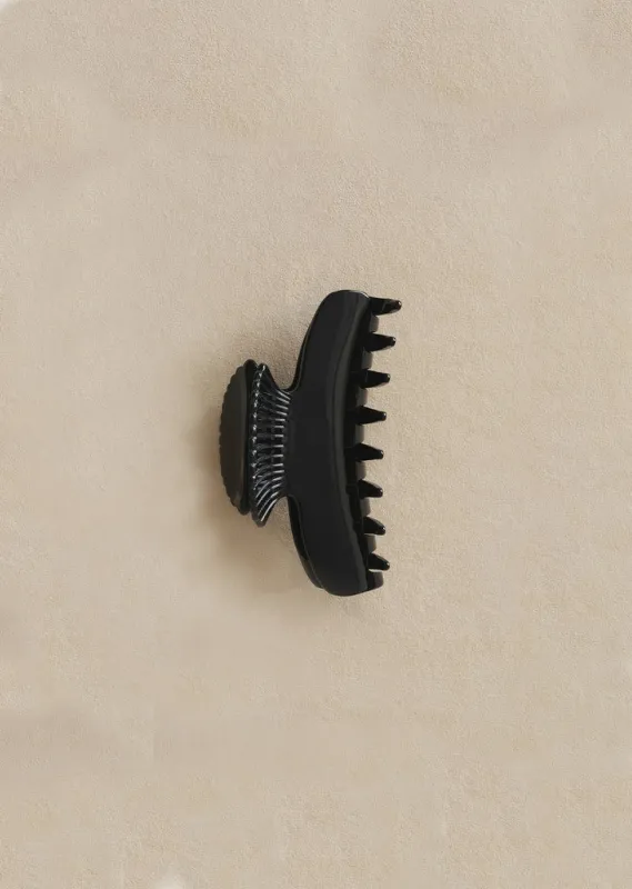 Fan Shell Claw — Noir made by La Garconne