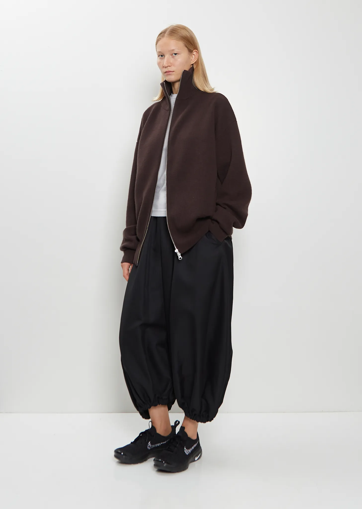 n°319 Xtra Out Cashmere Cardigan — Dark Brown sold by La Garconne product image thumbnail 4