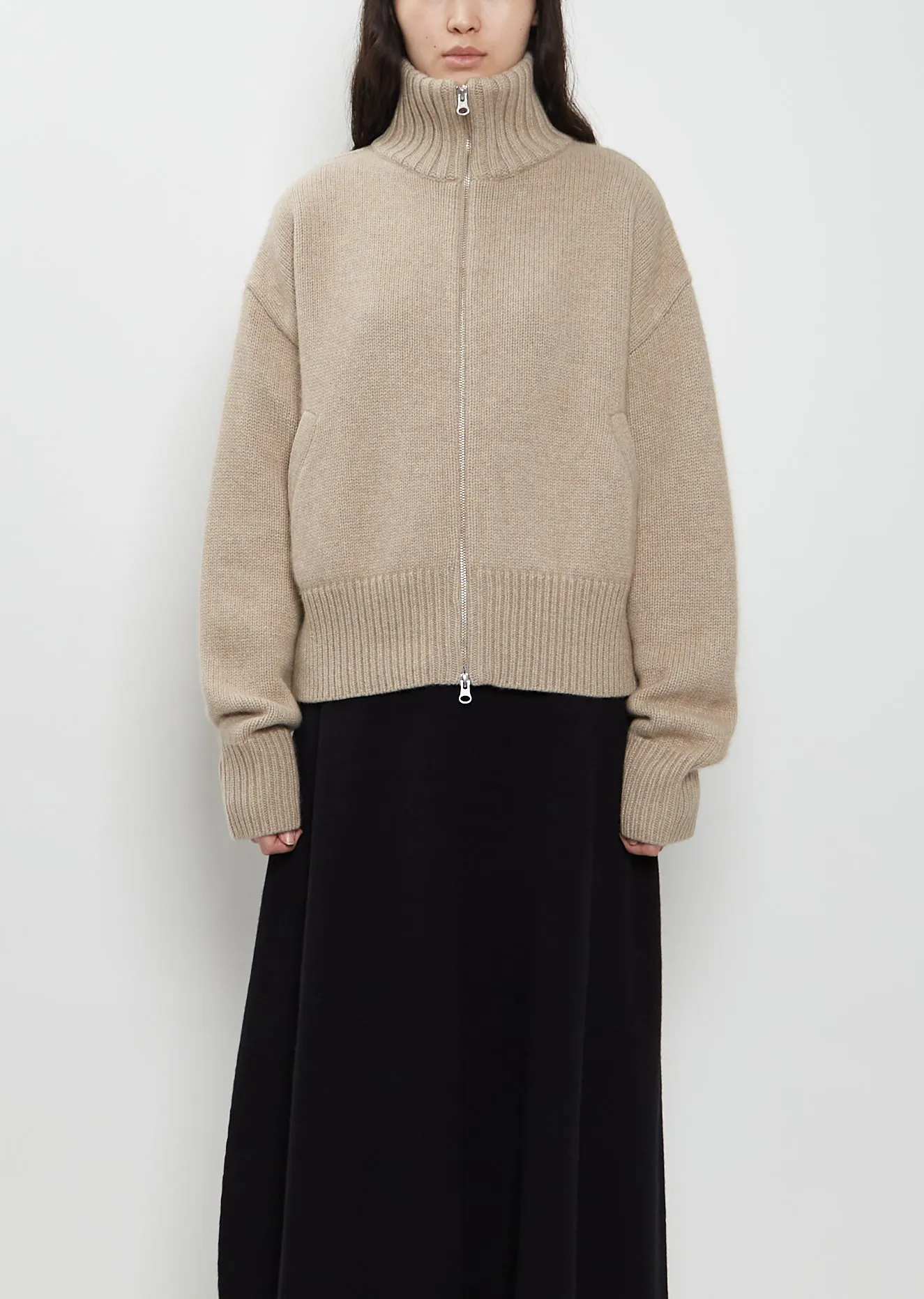 n°438 Xtra Fab Cashmere Cardigan — Oat sold by La Garconne