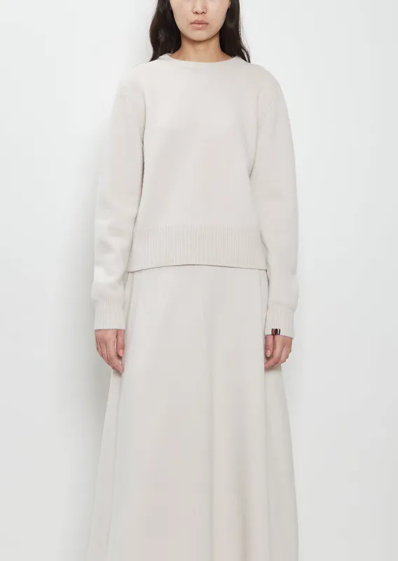 n°430 Jeanne Stretch Cashmere Sweater — Chalk sold by La Garconne