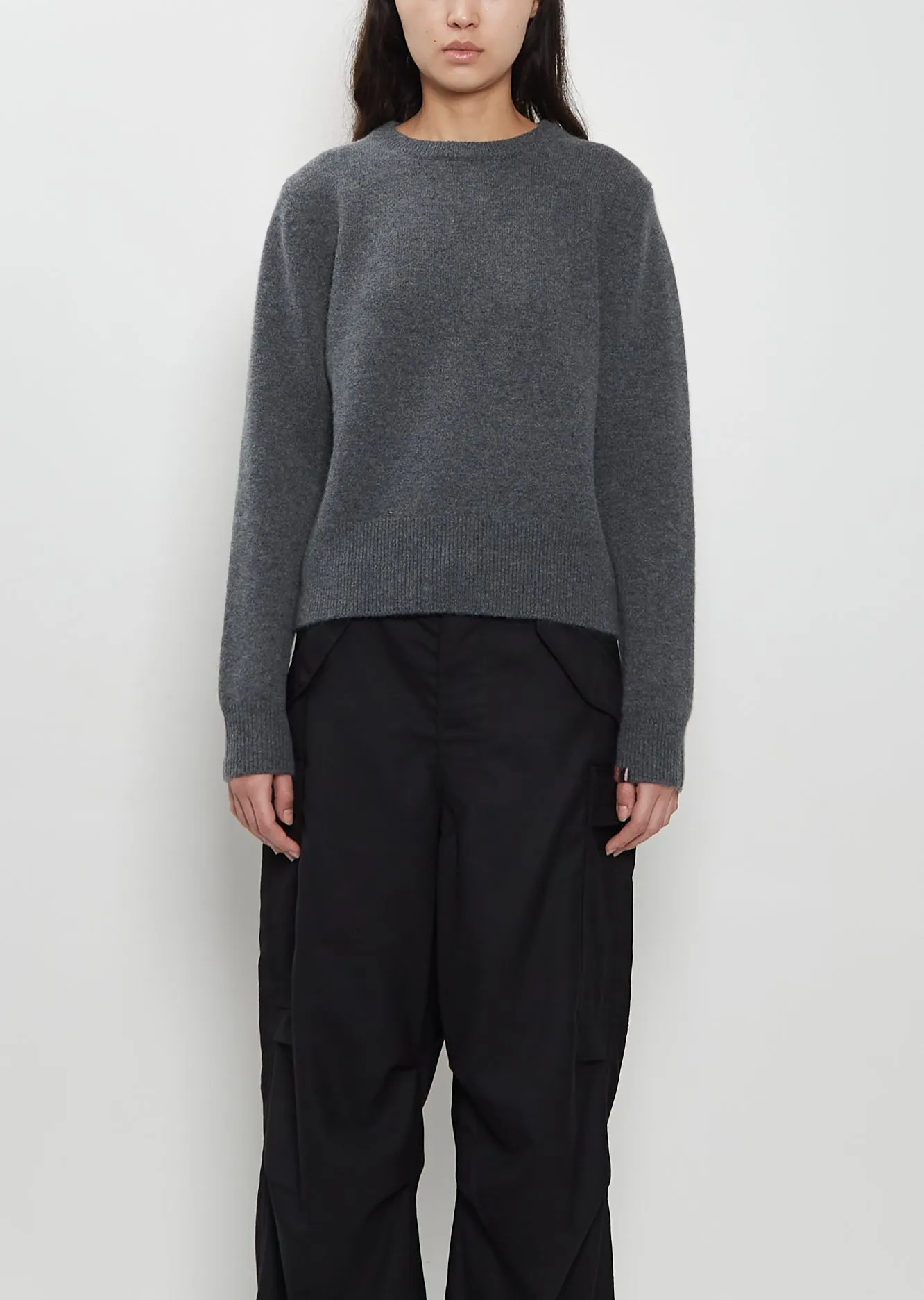 n°430 Jeanne Stretch Cashmere Sweater — Felt sold by La Garconne