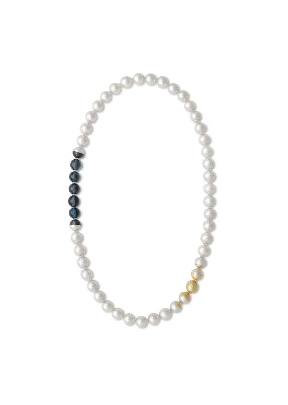 Yutai Section Akoya Pearl Necklace sold by La Garconne