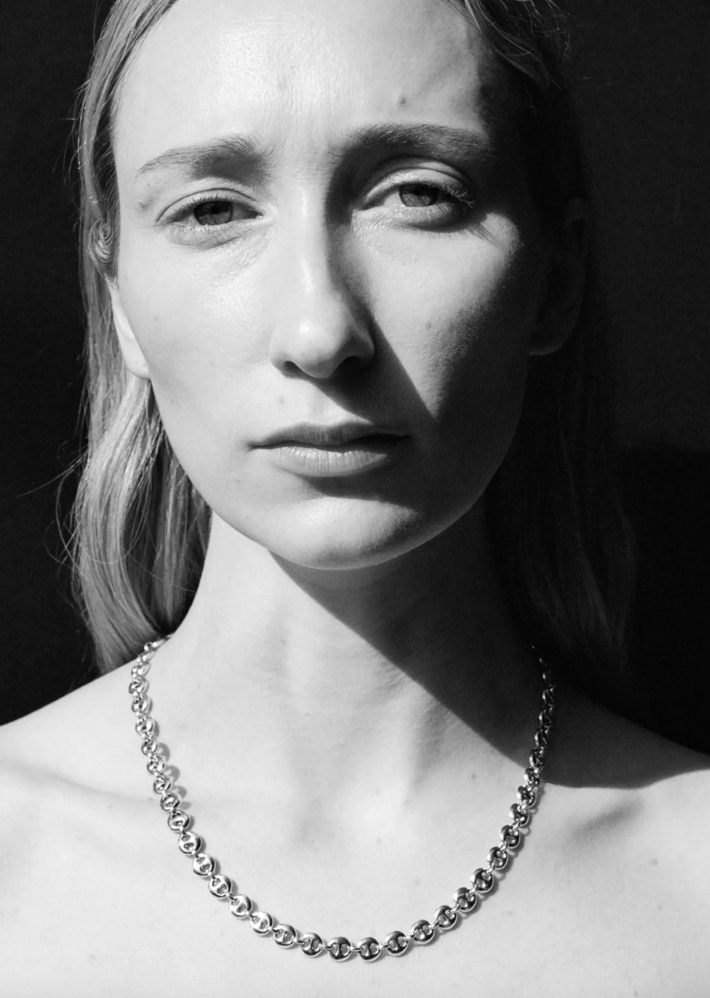 Small Circle Link Necklace sold by La Garconne product image thumbnail 3