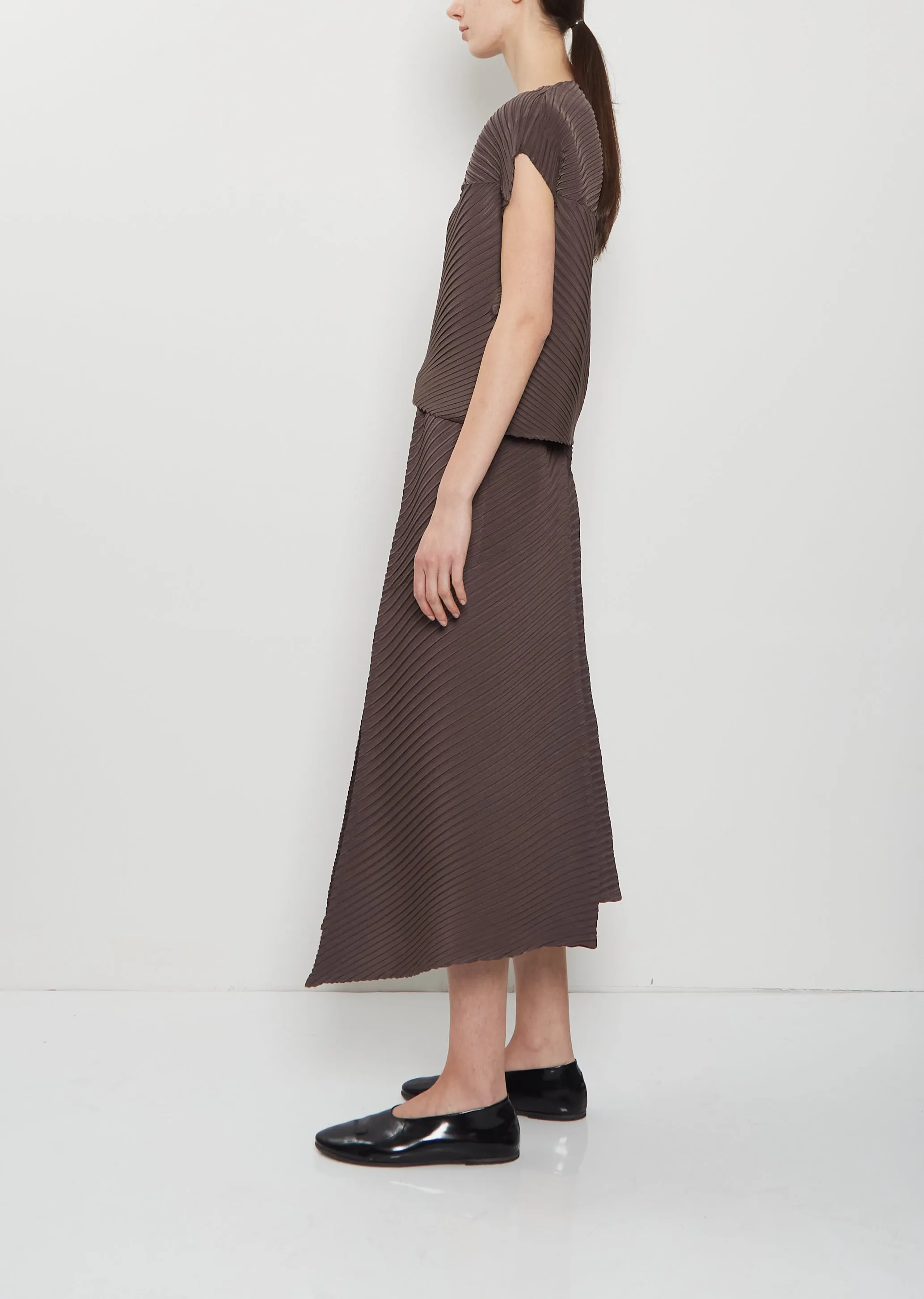 Plaster Pleats Solid Pants sold by La Garconne product image thumbnail 2