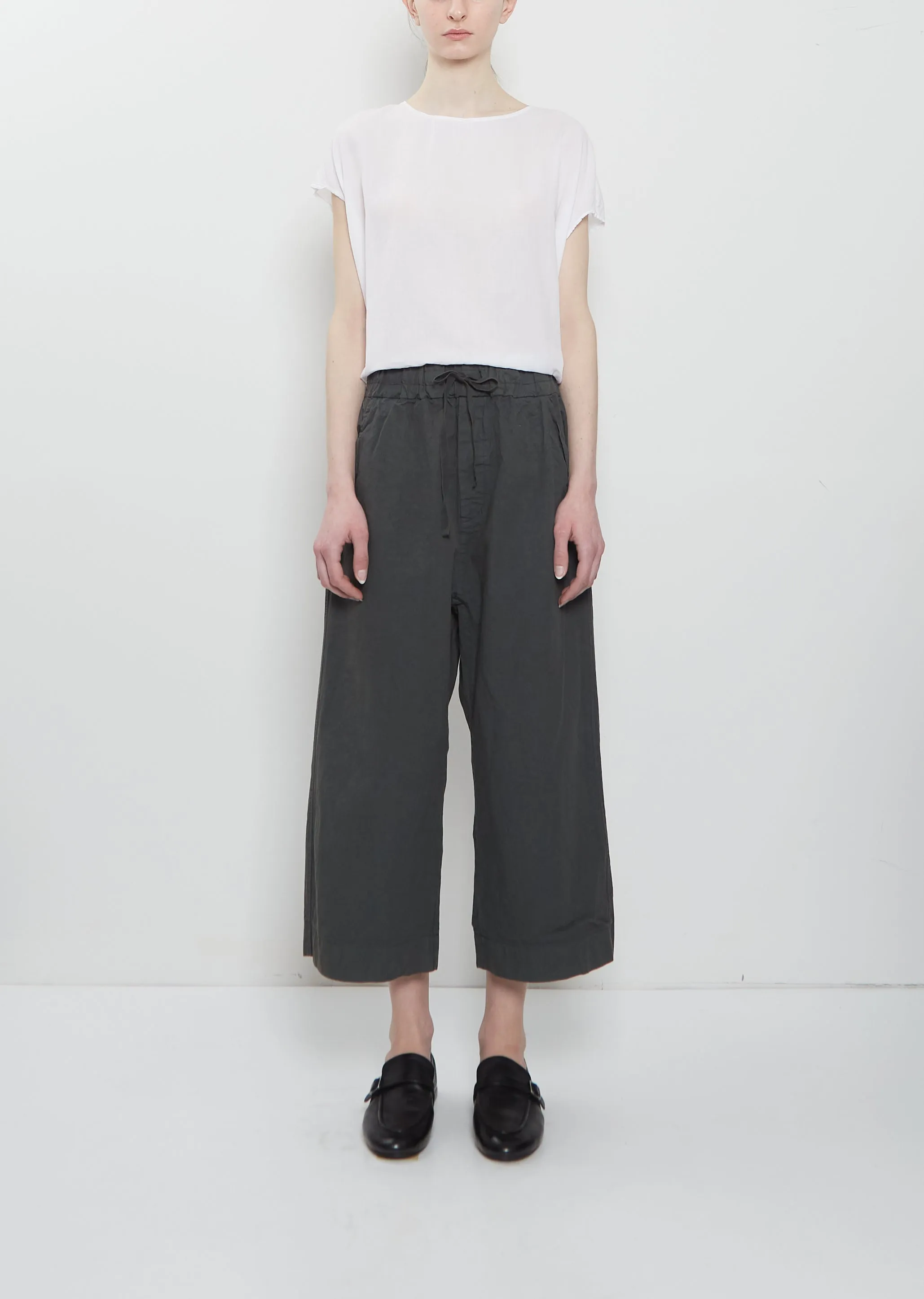 Compact Cotton Wide & Short Trousers — Thyme sold by La Garconne